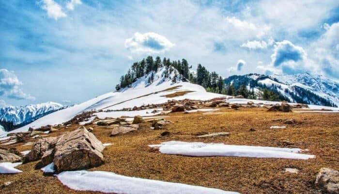 Unveiling the Enchanting and Unexplored Snowy Mountain Valleys of Jammu: Hidden Gems Awaiting Discovery 11 bhadarwah valley2 Unveiling the Enchanting and Unexplored Snowy Mountain Valleys of Jammu: Hidden Gems Awaiting Discovery