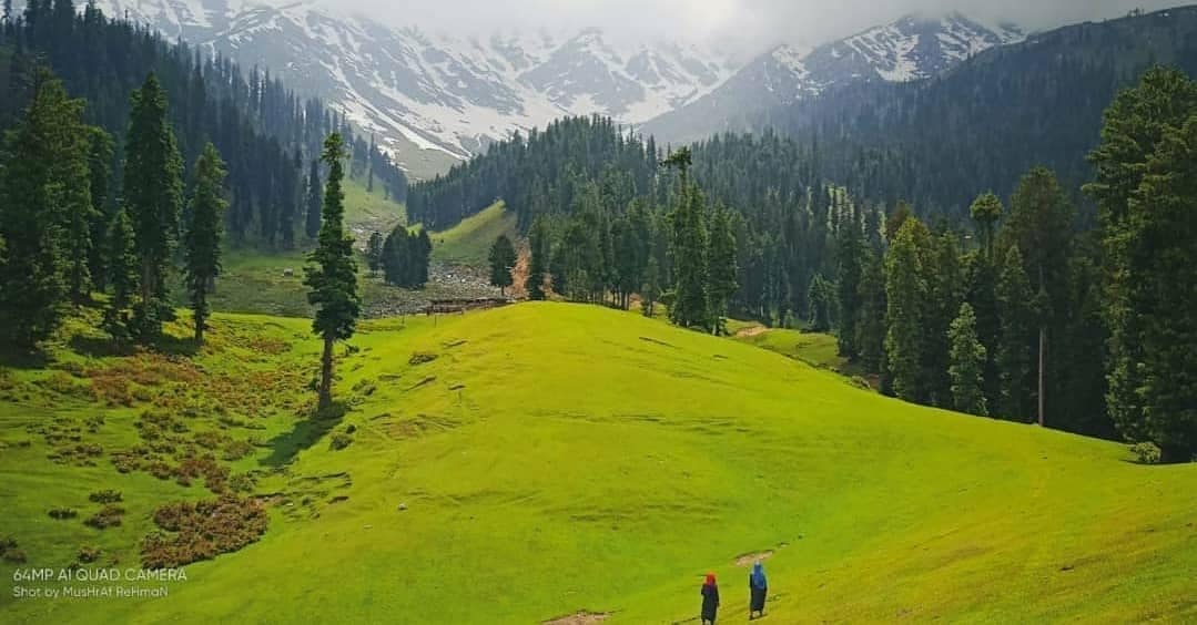 Unveiling the Enchanting and Unexplored Snowy Mountain Valleys of Jammu: Hidden Gems Awaiting Discovery 7 mahu valley Unveiling the Enchanting and Unexplored Snowy Mountain Valleys of Jammu: Hidden Gems Awaiting Discovery